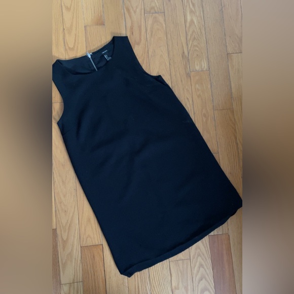 🎉 3:$10 - Black Minidress - Picture 1 of 2